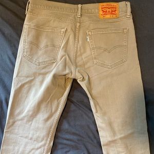 Levi’s 511 slim khaki men’s jeans